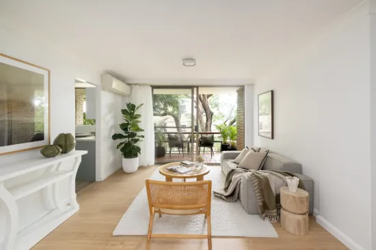 Peaceful 3-bedroom apartment on edge of Neutral Bay village