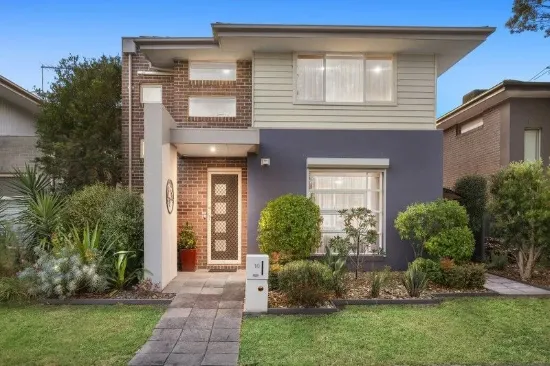 Modern Family Living with Exceptional Convenience