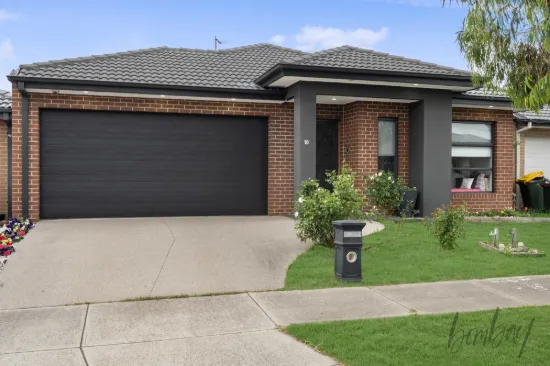 Beautiful Family Home on 400m² - Space, Style & Versatility