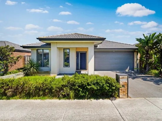 Clarinda Park Estate: Premium Living in a Thriving Community!