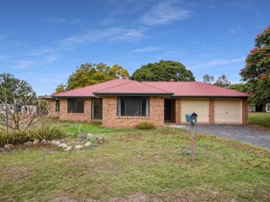 Family Comfort Meets Space on a Generous 1,452m² Block