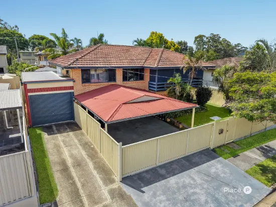 Versatile Highset Living in Mansfield State Schools Catchment