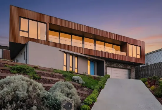 Architectural Design Meets Luxury Living 