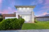 Contemporary Luxury Family Living on 708m² in Prime Clyde Location