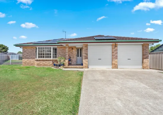 Exceptional Four Bedroom Home in a Quiet Taree West Cul-de-Sac