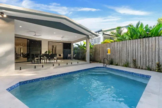 Stunning Modern Home in Argentea Estate, Palm Cove