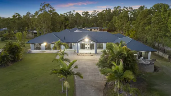 Grand Acreage Living on 6,773m² - Luxury, Space & Endless Potential