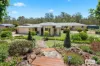 EXPANSIVE DUAL OCCUPANCY HOME.