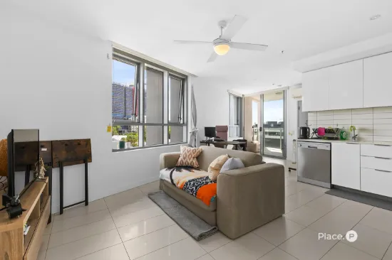 Elevated Corner Apartment in Lifestyle Location with Resort Amenities