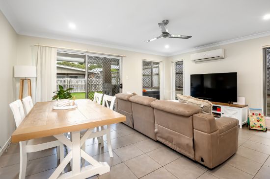 Discover Your Dream Home in Ormeau Hills!
