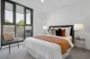 Locale Ivanhoe