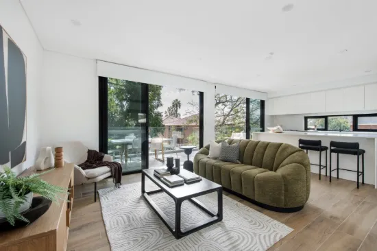 Light-filled apartment with generous balcony to entertain