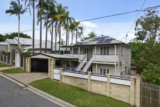 Spacious Family Living with Pool in a Prime Annerley Location