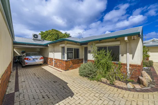 Easy Living in the Heart of Victoria Park