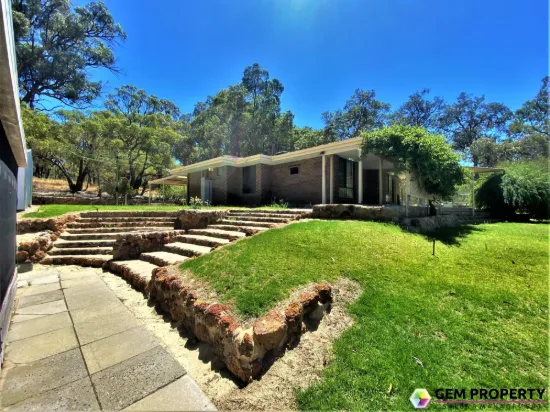 Exceptional Lifestyle & Investment Opportunity: 2.03ha of Elevated Baldivis Potential