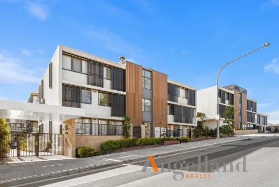 Spacious Urban Lifestyle Family Home with Study in Premier Location