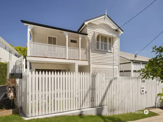 Renovated and Charming Queenslander with Premium Finishes & Entertaining Appeal