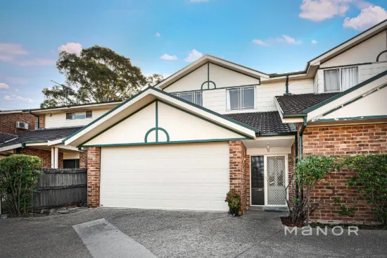 Stylishly Renovated Townhouse Offering Modern Comfort and Lifestyle Convenience
