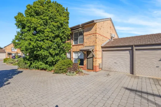 Cosy Two-Bedroom Home with Private Courtyard