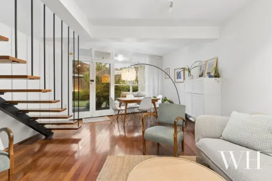 Mid-Century Modern: Iconic Architecture, Brilliant Melville Location