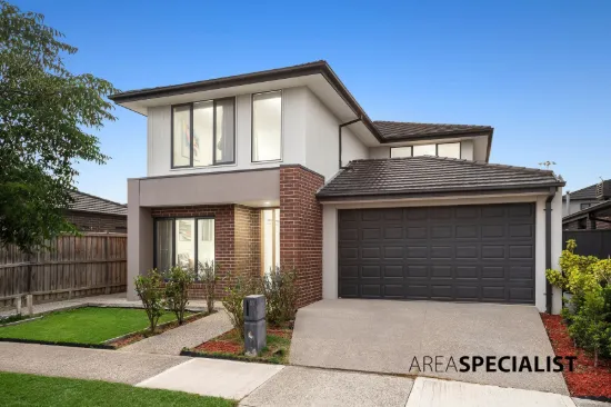 Modern Family Living in Pavilion Estate…