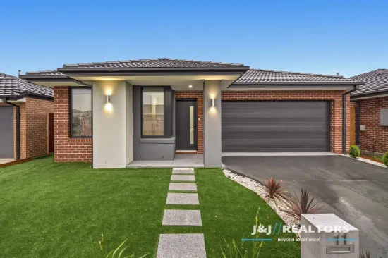 Modern Family Living with Premium Upgrades in Riverfield Estate