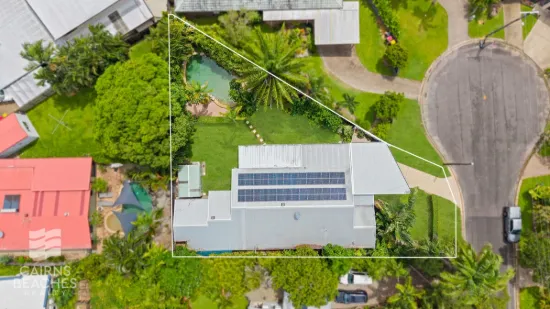 Space, Privacy & Dual Living in a Prime Beachside Pocket