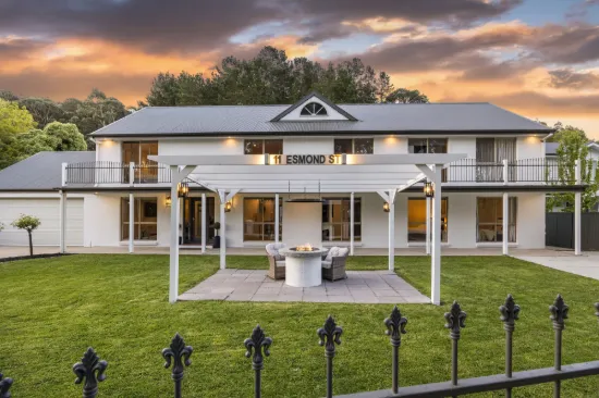 Expansive Family Living in a Premium Black Hill Setting