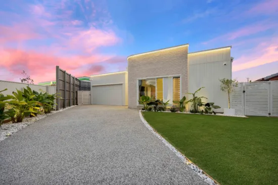 Luxury Coastal Living in Premium Beachside Pocket