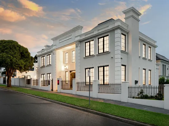 Illustrious new large-scale luxury, Balwyn High School zoning