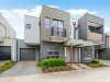 Modern, Stylish & Low-Maintenance Living in Cranbourne West!