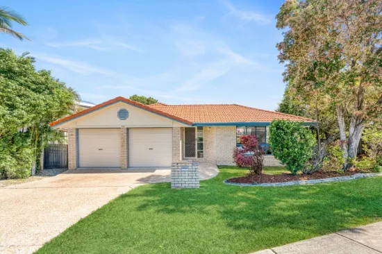 Fantastic Lowset Home - Wonderful Floorplan, Spacious Proportions & Fresh Paint