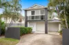 Crowd-pleasing credentials: Versatile & spacious w. a pool + prime address - Stroll to shops, cafes & CHAC