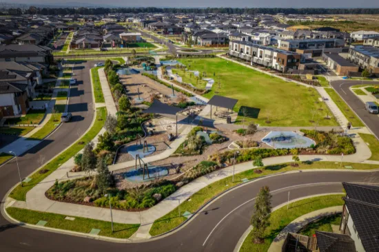 Smiths Lane Townhomes by Mirvac, Clyde North