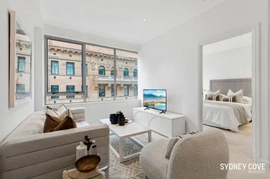 For Auction | Premium CBD Living In An Iconic Location