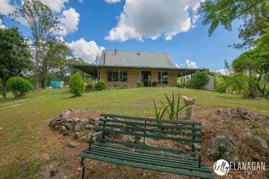 A Paradise All Too Yourself, Tar Road Nearly All The Way + Creek Frontage - 20 Ha. (50 Ac.) 
