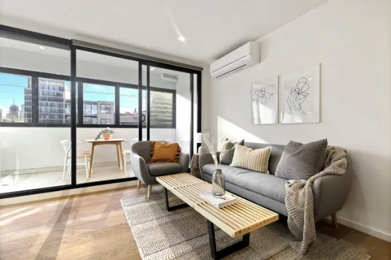 Sleek, Stylish & Superbly Located