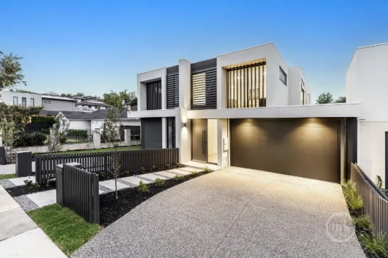 Sophisticated New Home With Exceptional Quality