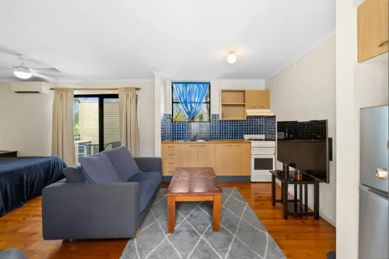 Entry Level - Exceptional Location in New Farm