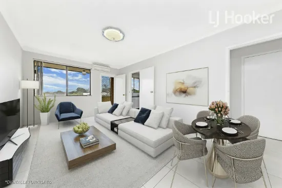Full Brick 2 Bedrooms with Lock-Up Garage and Extra Car Space