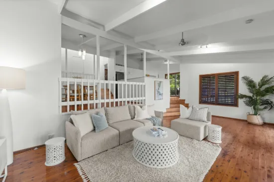 Tranquil Tropical Oasis, Elevated to Embrace Uninterrupted Palm Beach and Currumbin Views