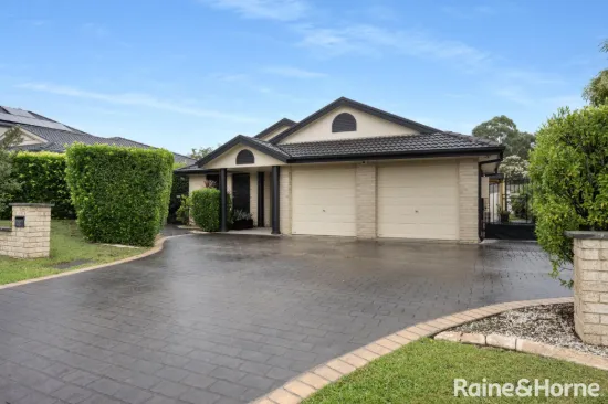 Spacious Family Home in Sought-After Sheraton Gardens