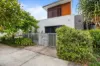 FREESTANDING LIVING WITH NO BODY CORPORATE IN PRIME PELICAN WATERS POSITION