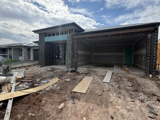 B.NEW HOME/DOUBLE MASTERS/FULL STAMP DUTY SAVINGS/PREMIUM LOCATION