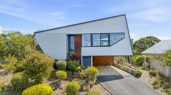 Architecturally Designed Coastal Living