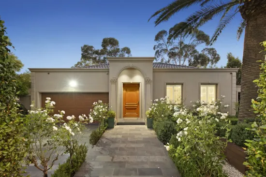 Prestigious Family Masterpiece in a Prime Blue-Ribbon Setting