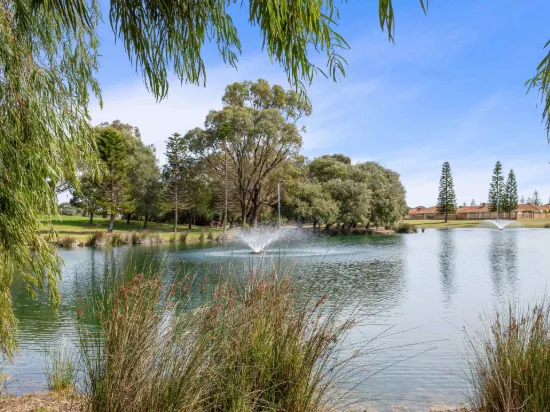 Westralia Gardens