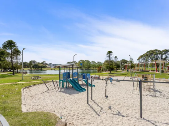 Westralia Gardens