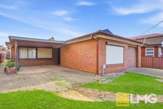 Spaciously Appointed Brick Family Residence in a Prime Location!