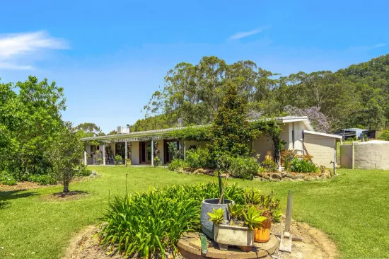 "Space, Serenity and Style - Exceptional Acreage Property in Vacy"